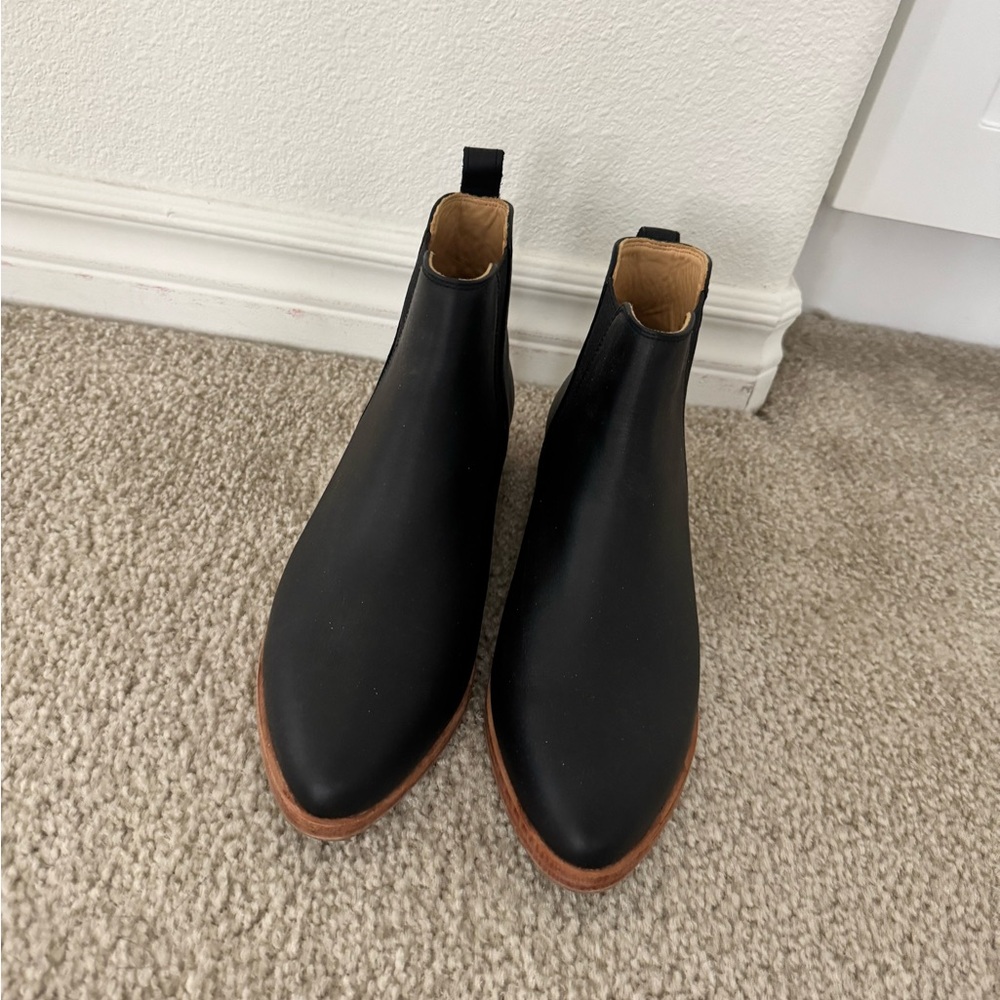 Women’s Nisolo Black Leather Everyday Eva Chelsea Boots